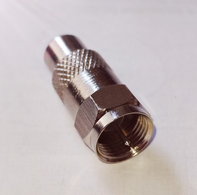 MULTISWITCH NAPAJANJE: F-Adapter